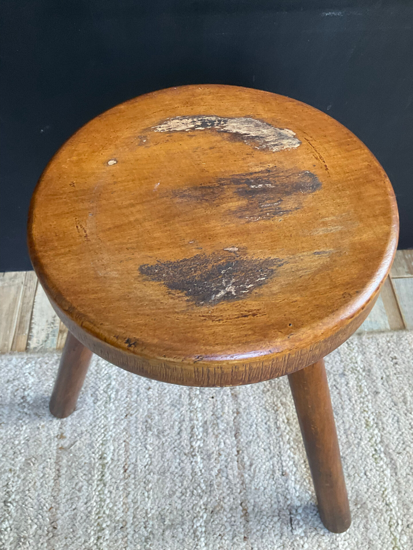 Tabouret de ferme tripode en bois