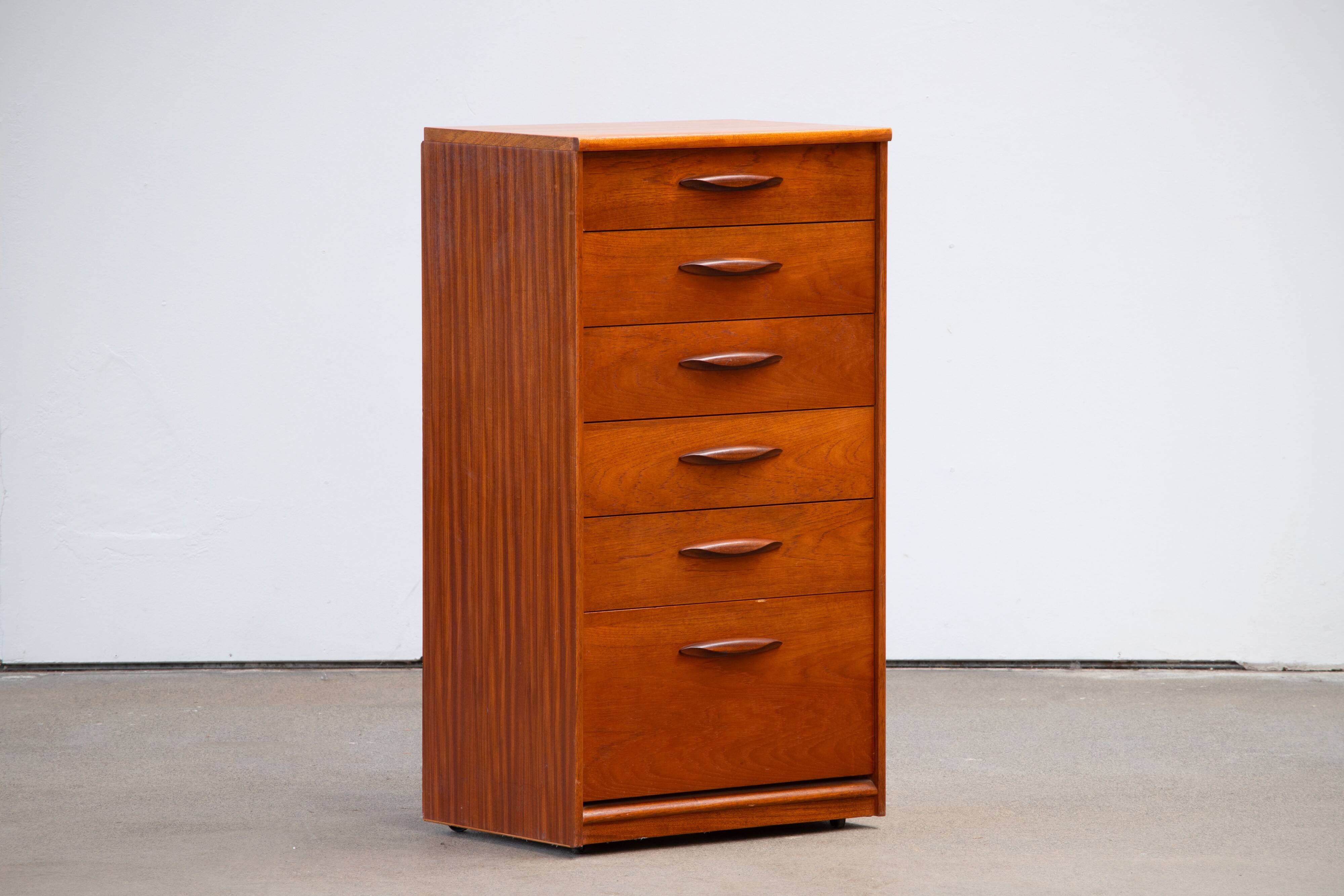 Vintage scandinavian chest of drawers