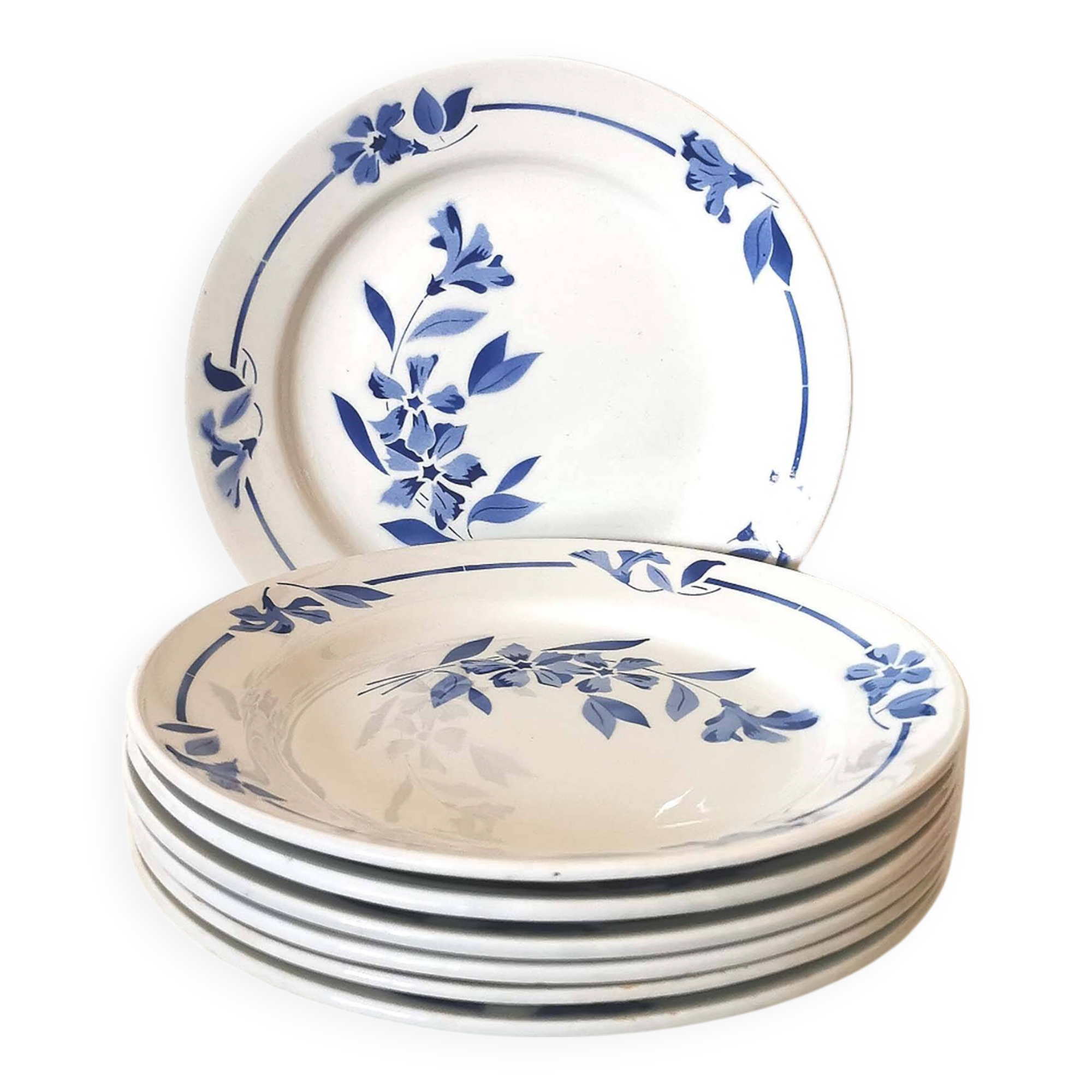 set of 7 Creil and Montereau flat plates,