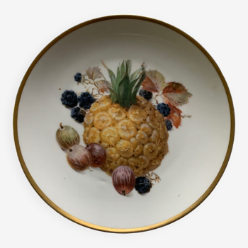 Assiette  a fruits en porcelaine vintage.