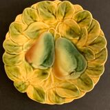 2 dessert plates in Sarreguemines fruit, strawberries and pears, early 19th century