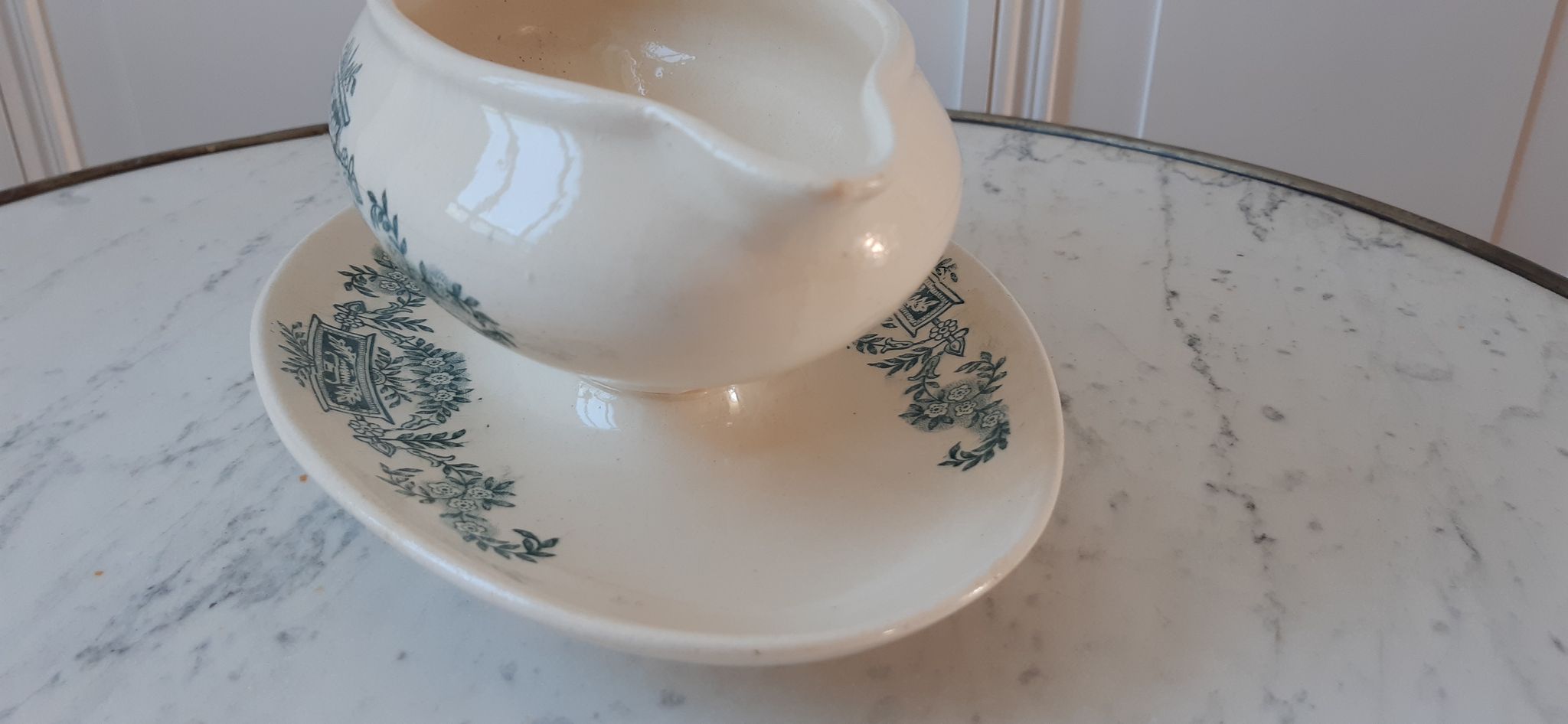 Saucière terre de fer Longchamp fin XIXème