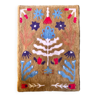 Hand tufted rug