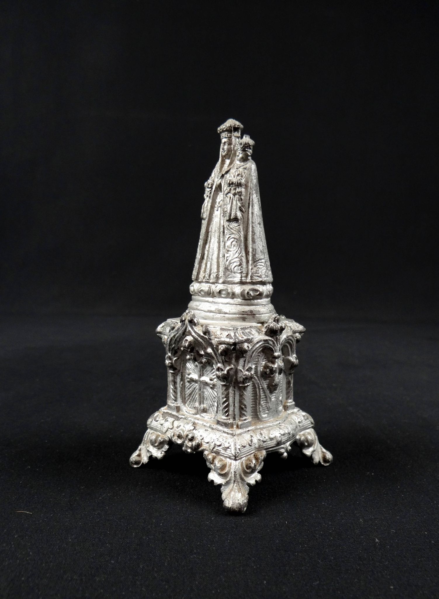 Statuette of the Virgin and Child, Consoler of the Afflicted, late 19th century