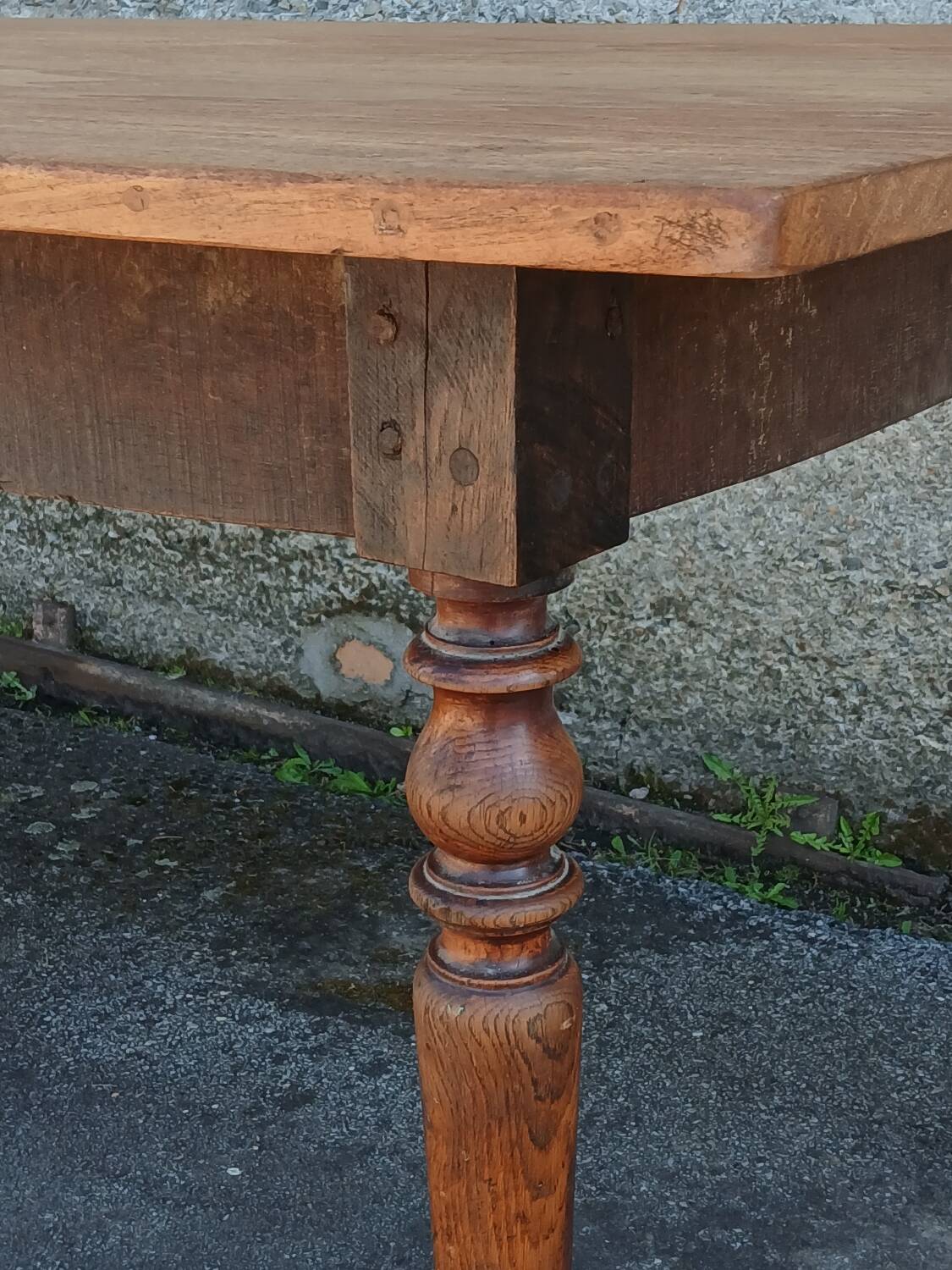 Farm table, turned wooden legs