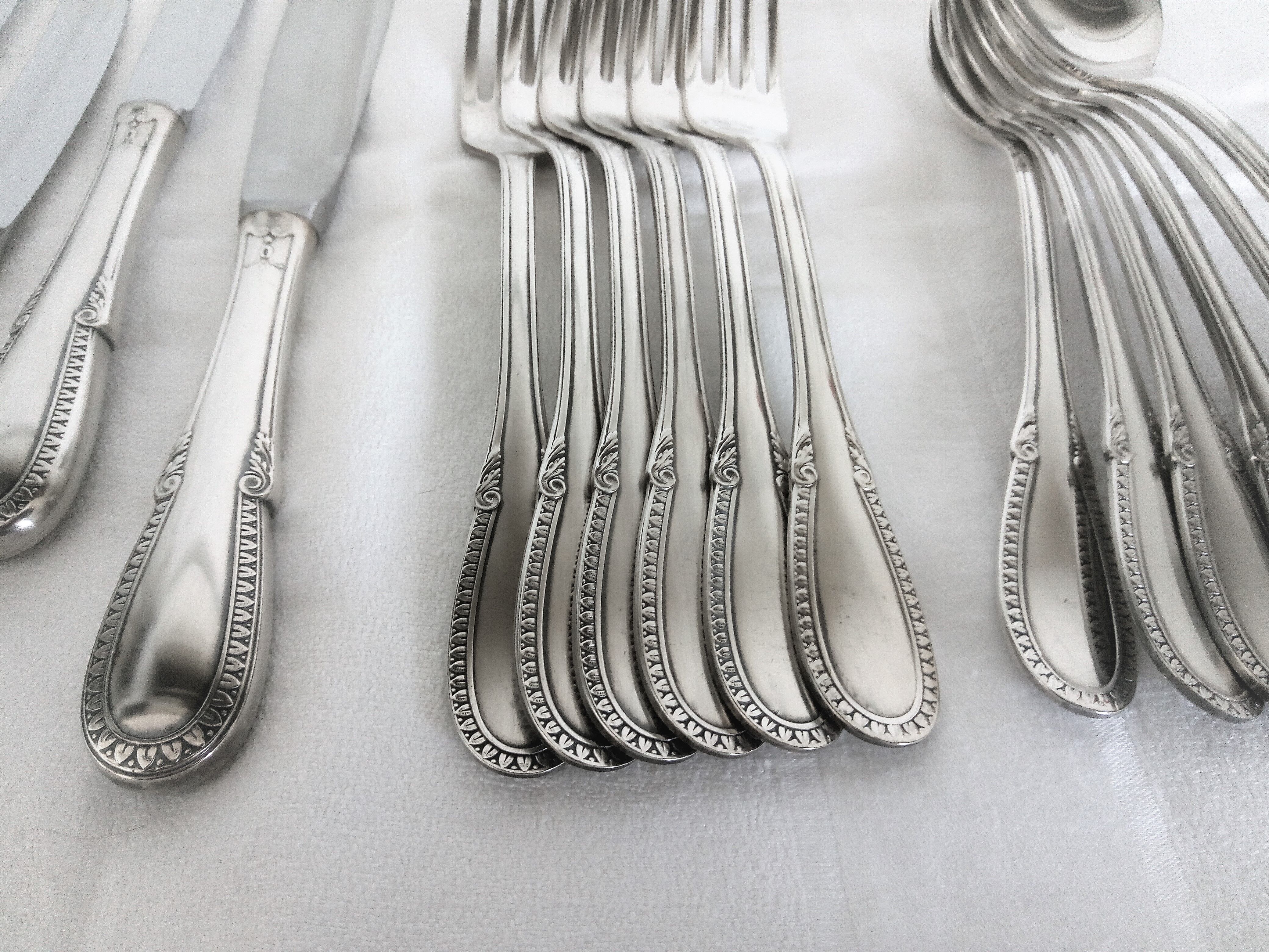 Baroque model silver metal cutlery service