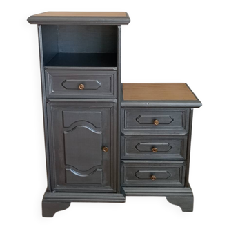 Bedside table