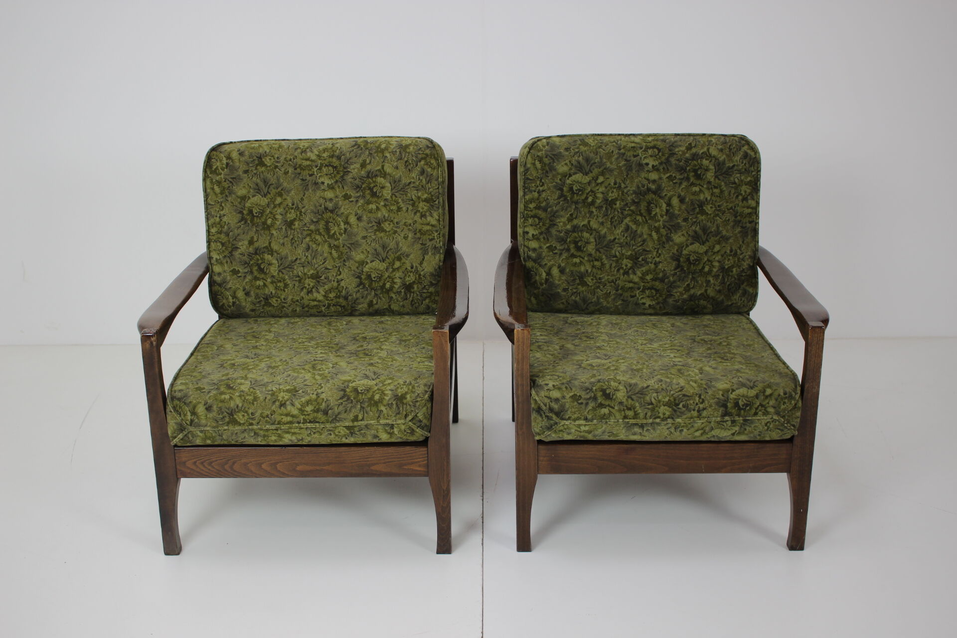 Pair of Czechoslovakian armchairs, 1960