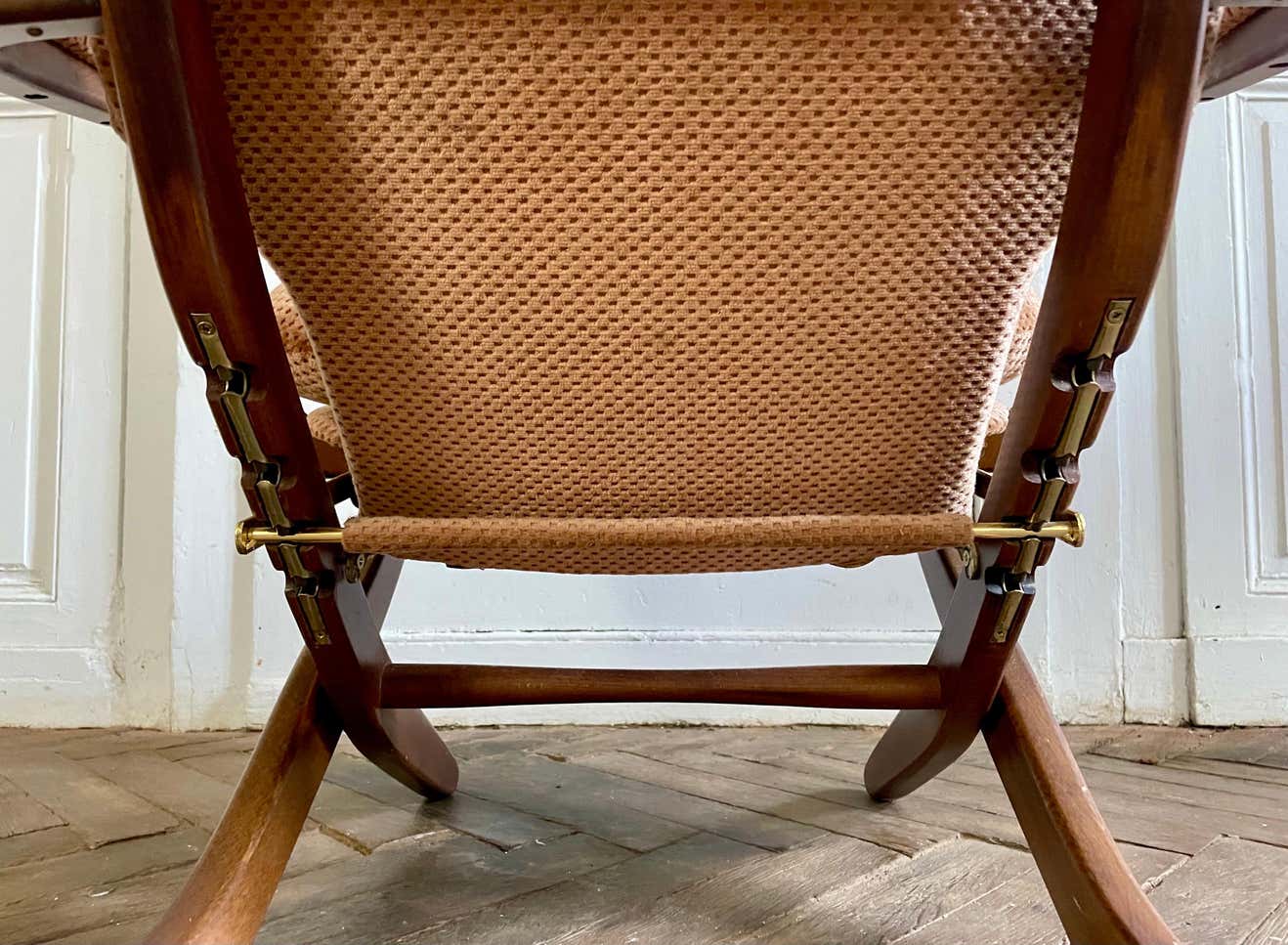 Folding armchair relax vintage wood and velvet with armrests - 70's