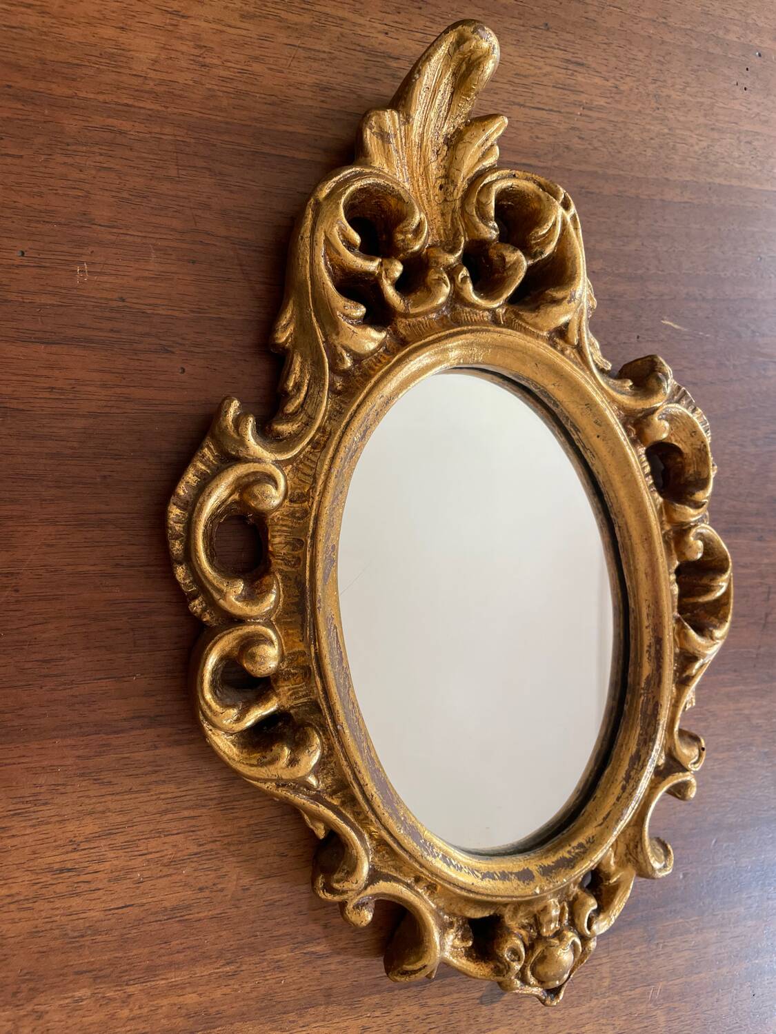 Golden rockery mirror