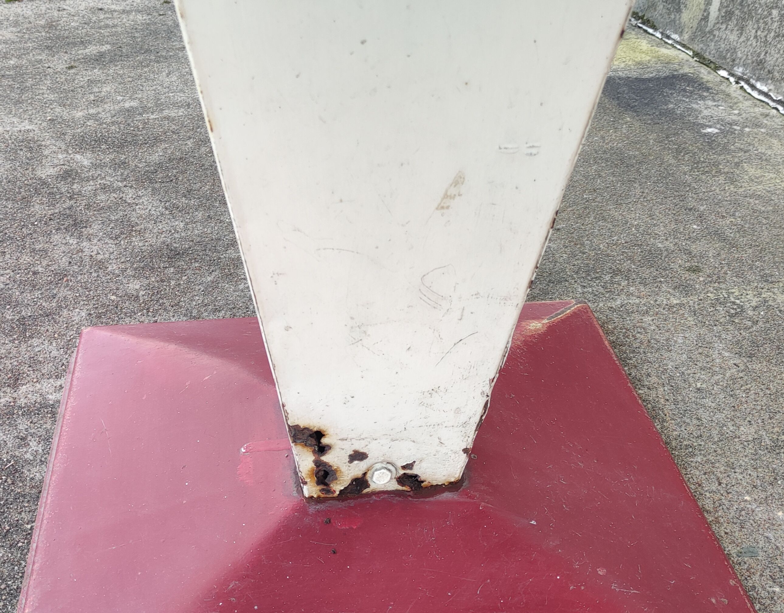 Vintage metal table Tolix