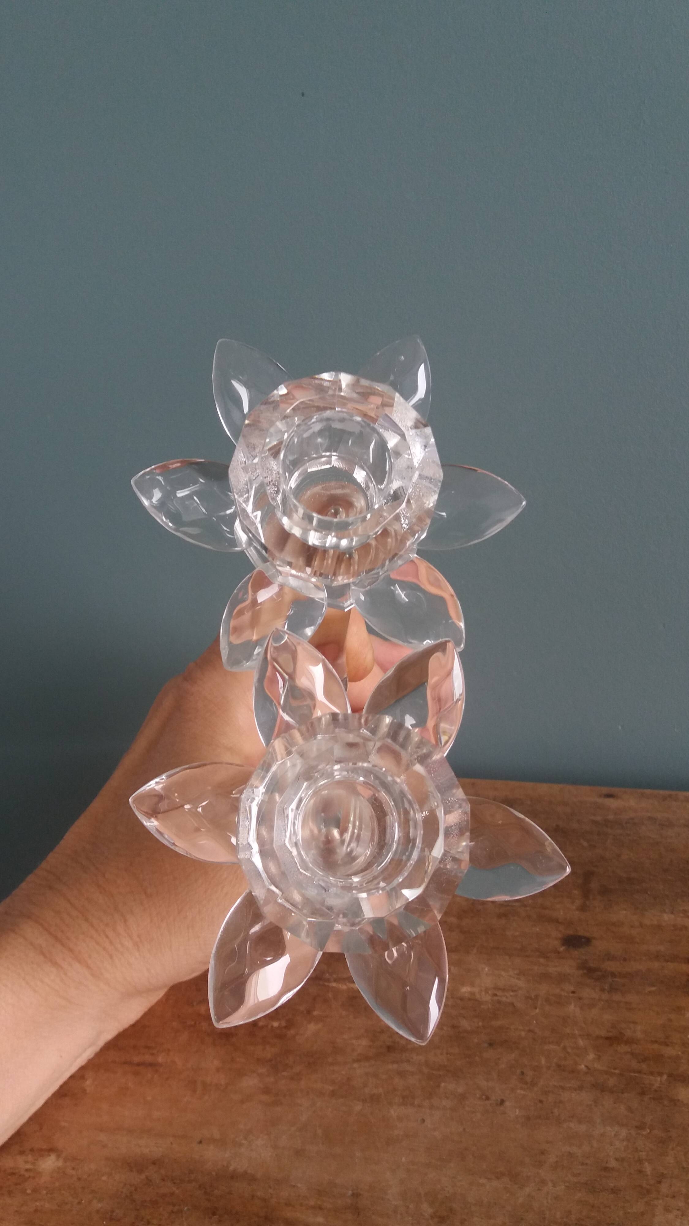 Chandelier candle holder flower in handcrafted cut crystal