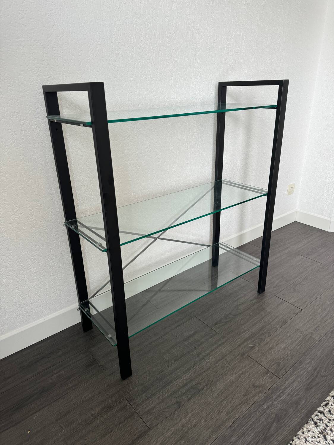 Étagère en verre et métal