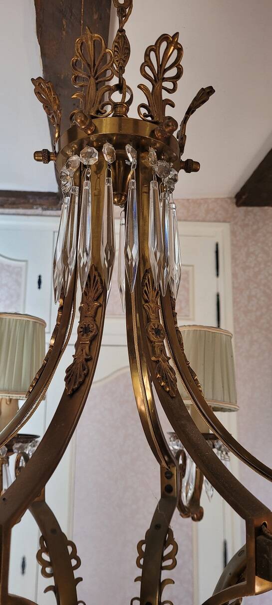 Bronze chandelier with 6 light pendants