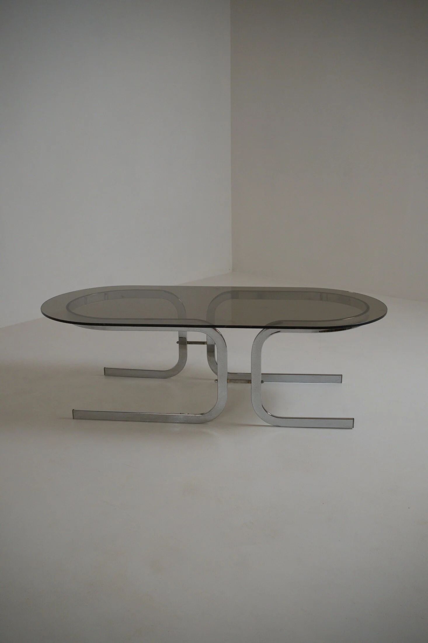 Table basse d'inspiration space age, années 1970