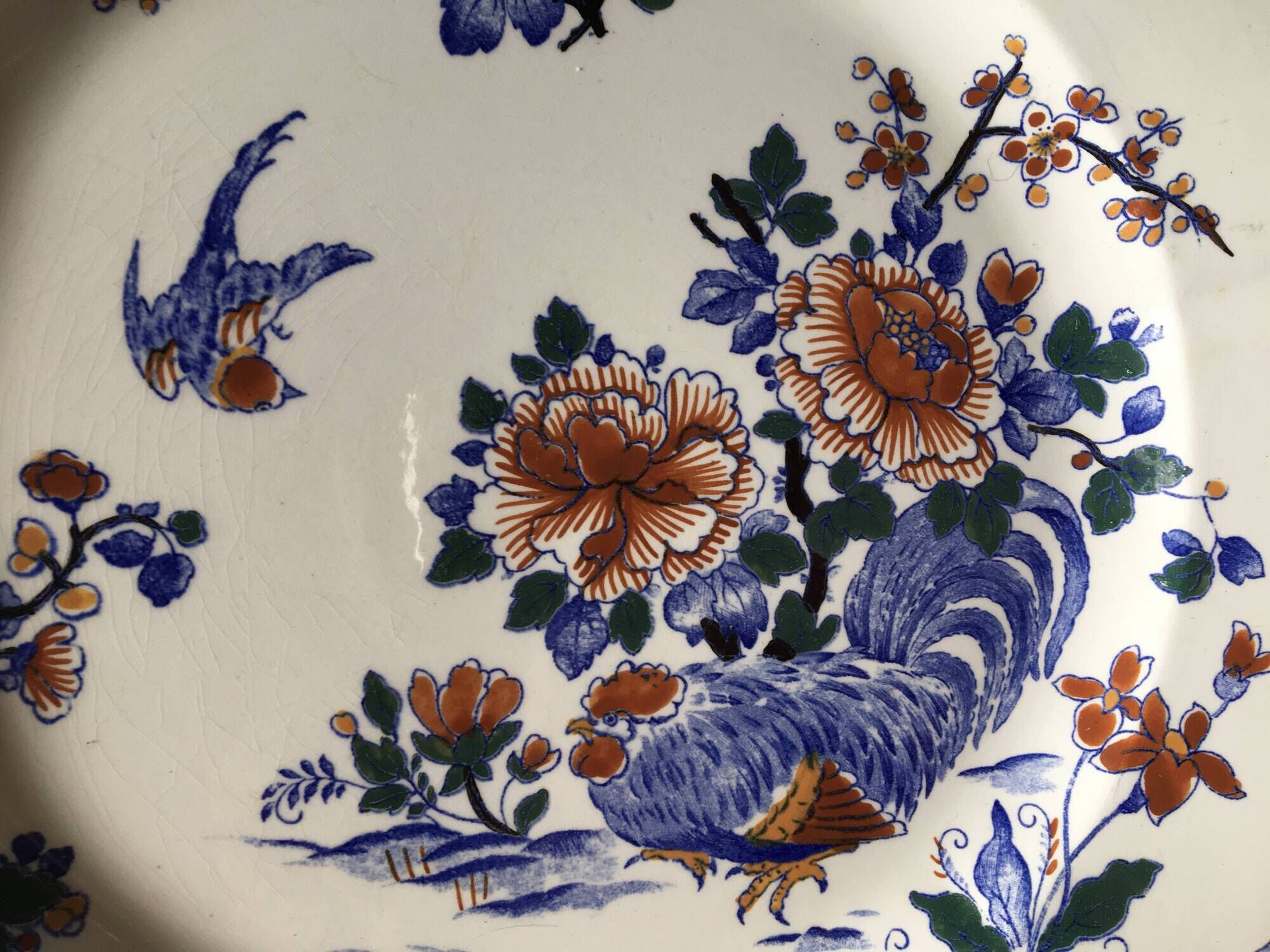 Tableware set, rooster with peonies or dolphin, Gien 1940