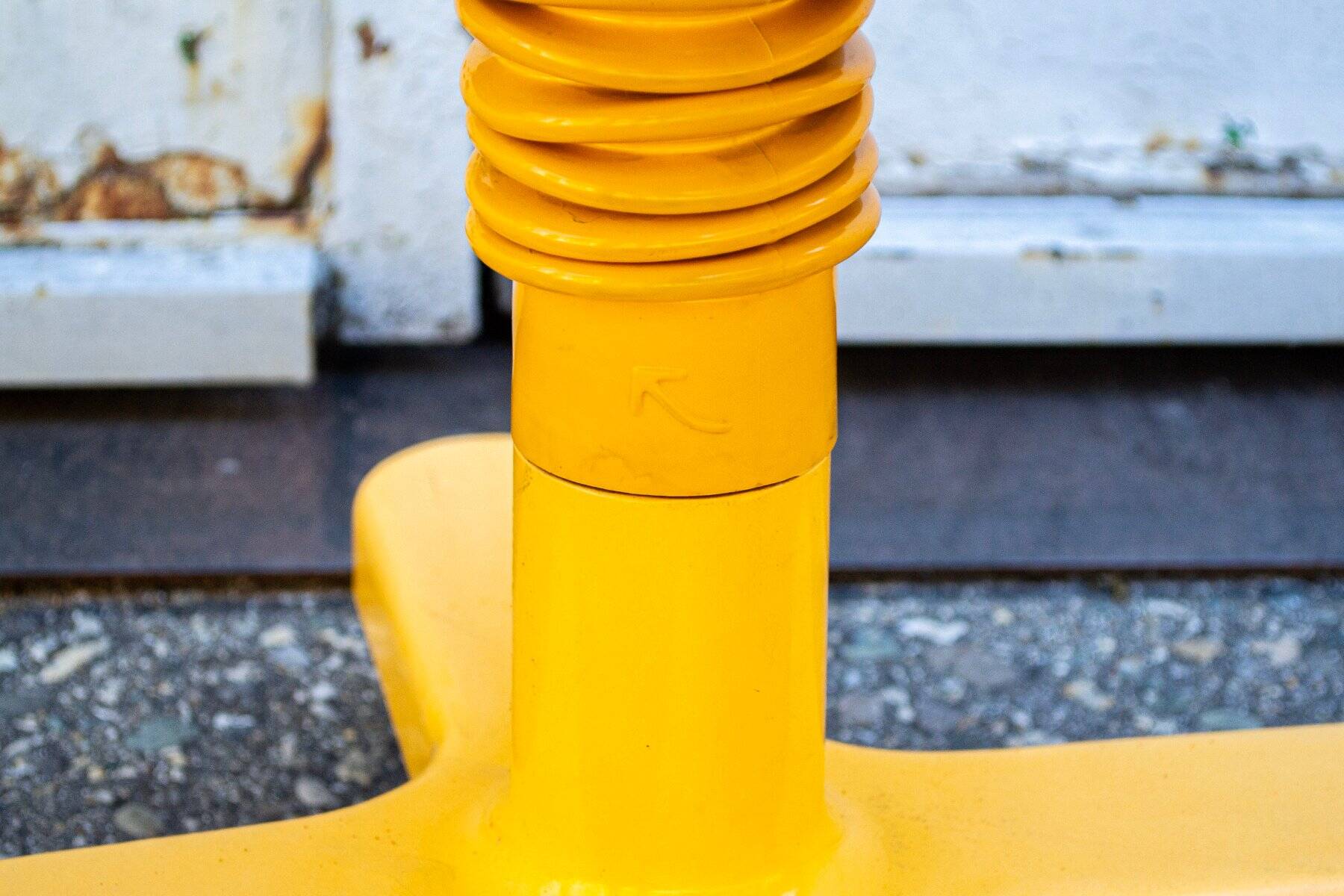 Vintage swivel chair 45 by Ettore Sottsass for Olivetti Synthesis, 1960s.