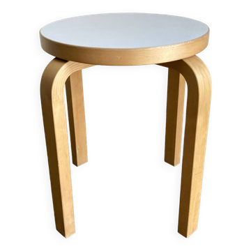 Alvar Aalto E60 stool, Artek edition, white melamine.