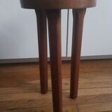 Wooden milking tabpuret