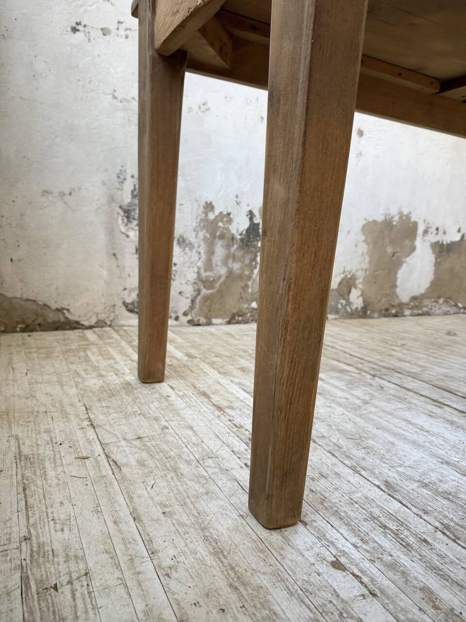 Table de ferme en pin et chêne
