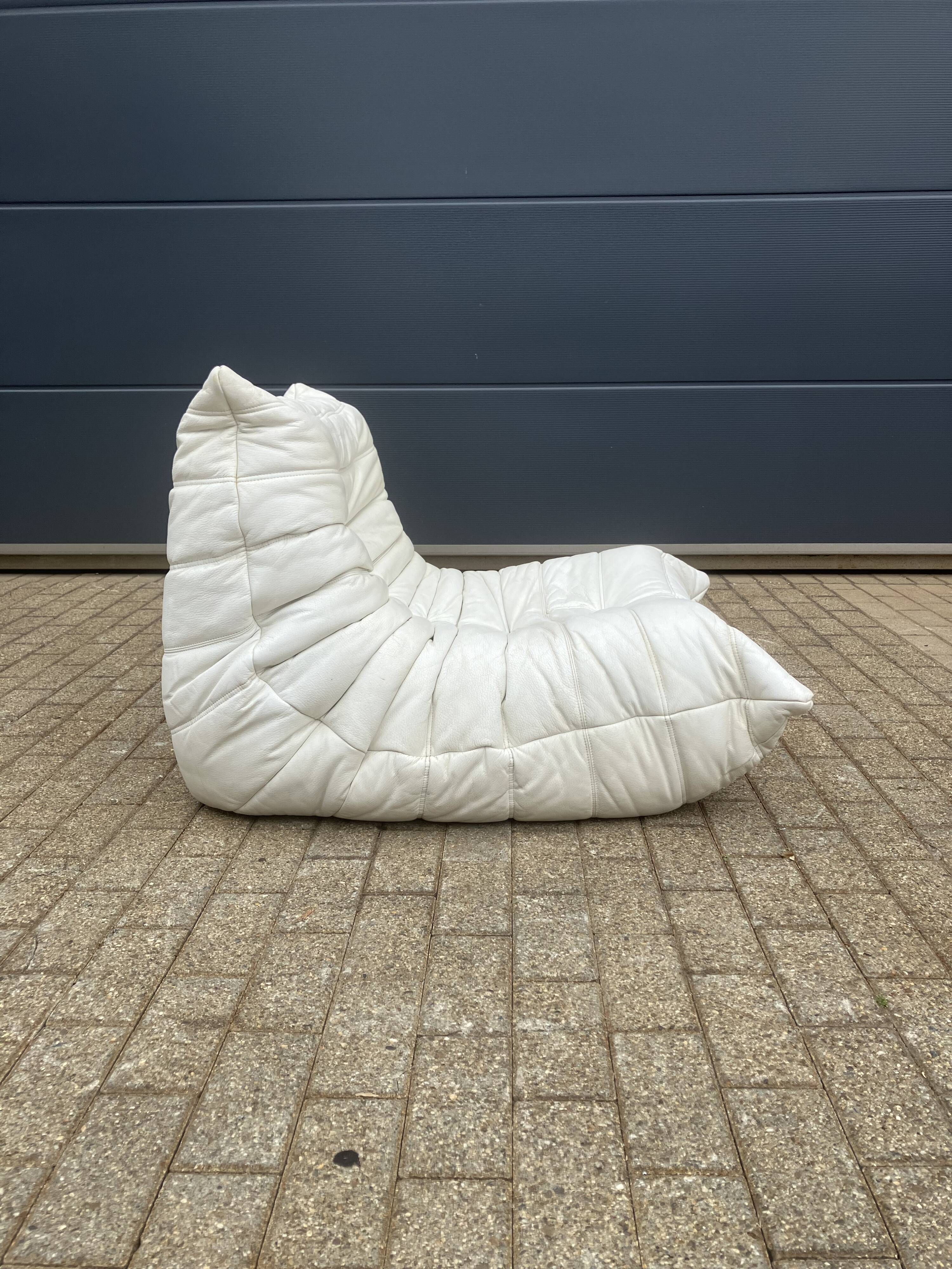 100% authentic Ligne Roset Togo 1-seater light beige leather '87