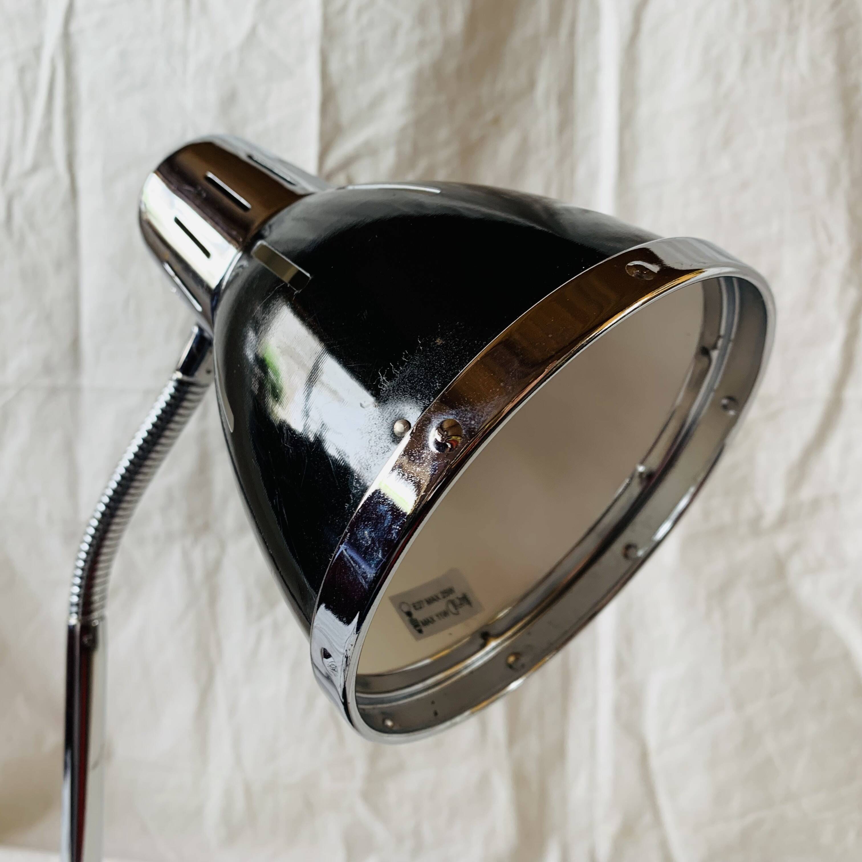 Vintage flexible desk lamp in black and chrome metal
