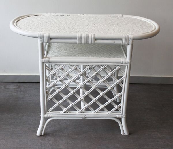 Ensemble table et chaises en rotin blanc