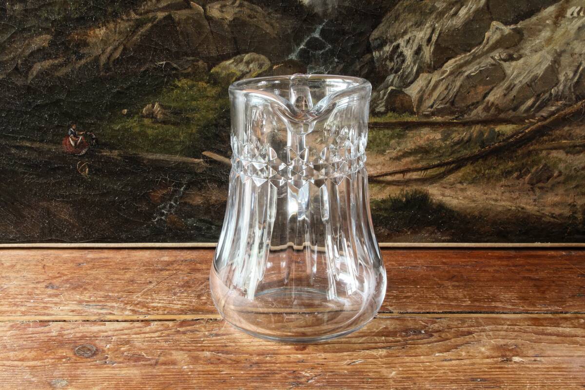 Crystal carafe by Baccarat, Picadilly model.