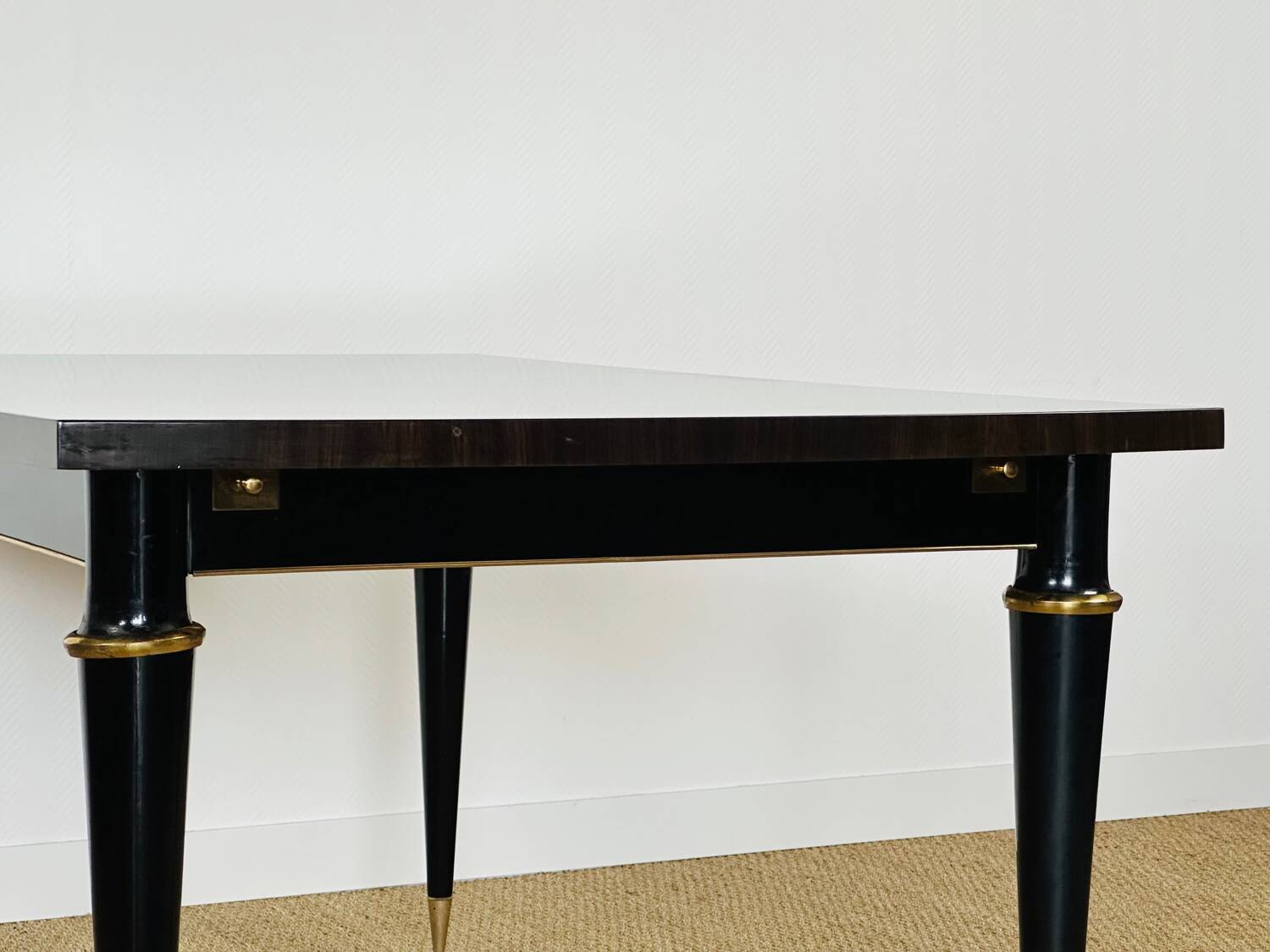 French Art Deco dining table in Macassar from 1940.