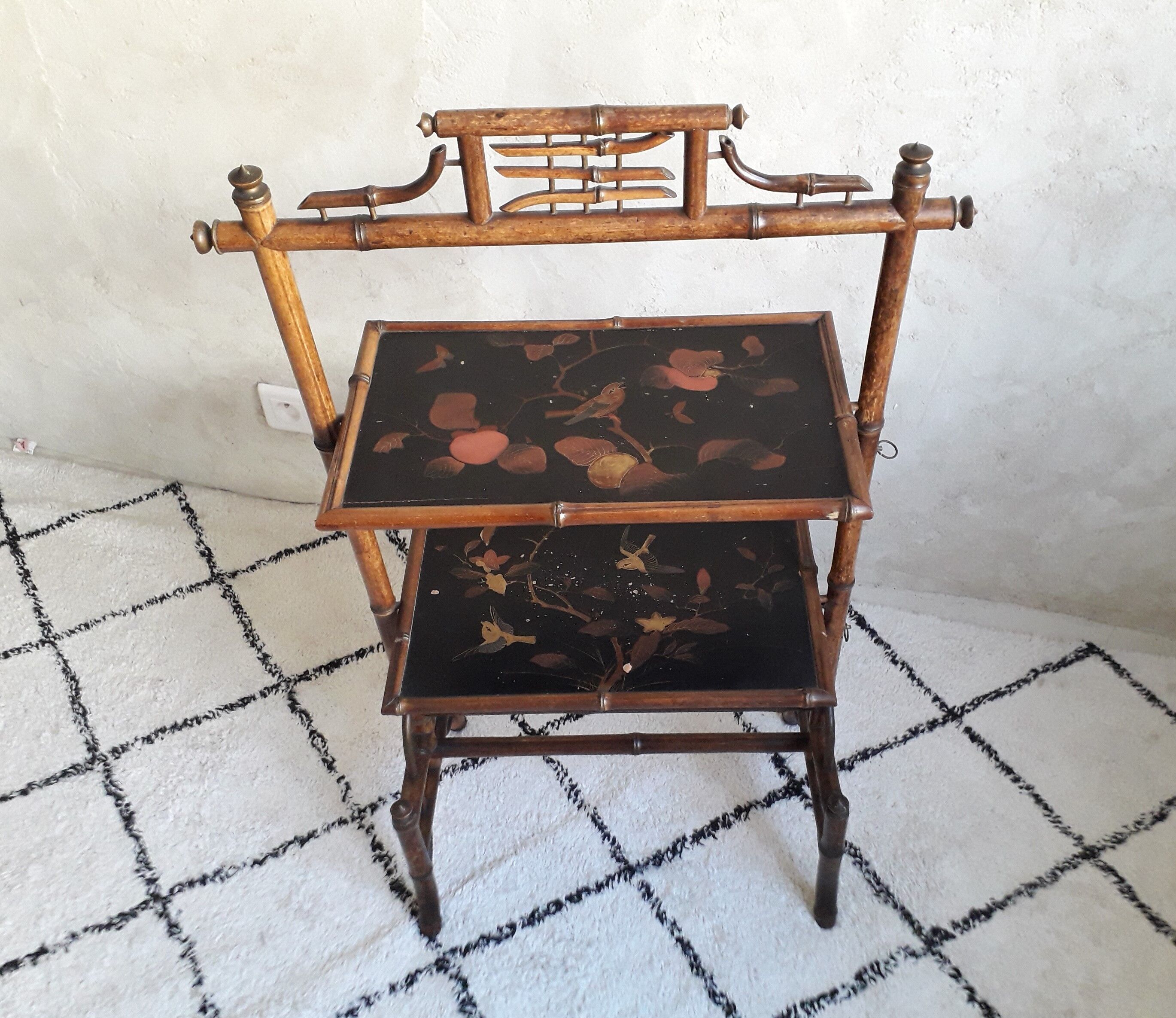 Bamboo shelves, fireplace