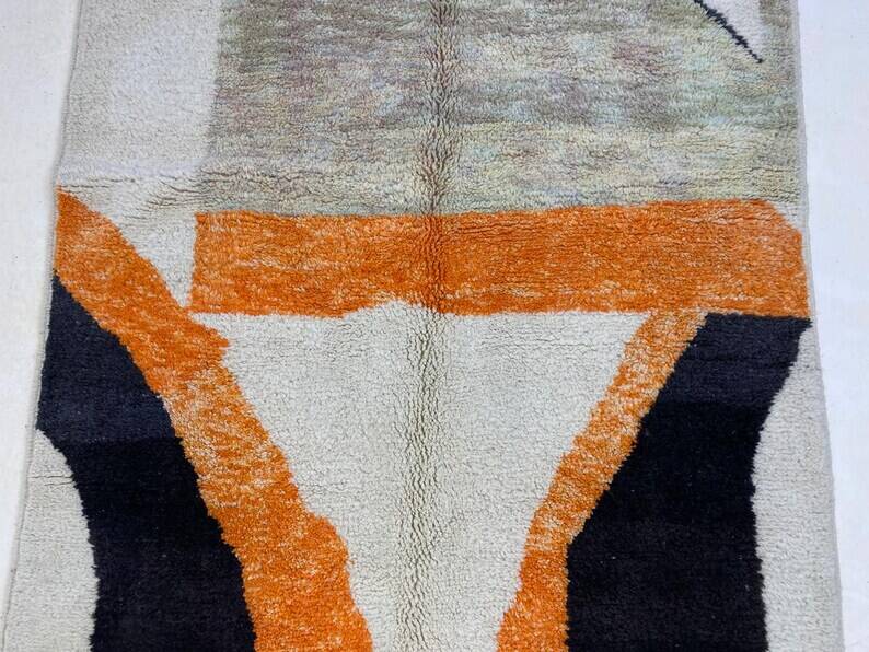 Berber Moroccan rug 250cm x 150cm