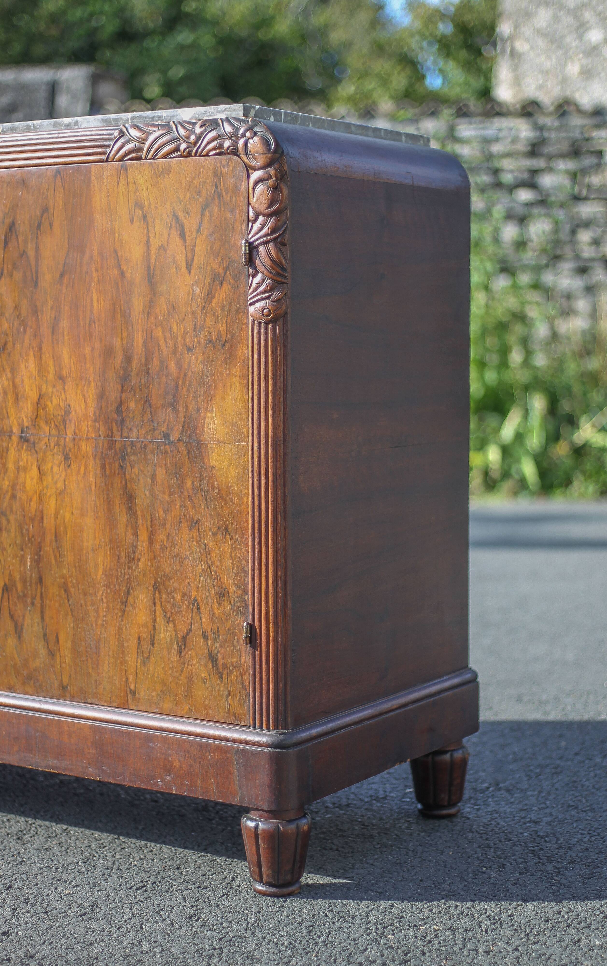 Buffet art déco 2 portes, meuble bois et marbre art déco