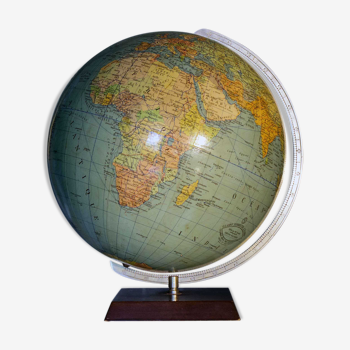 Globe Earth Columb year 50