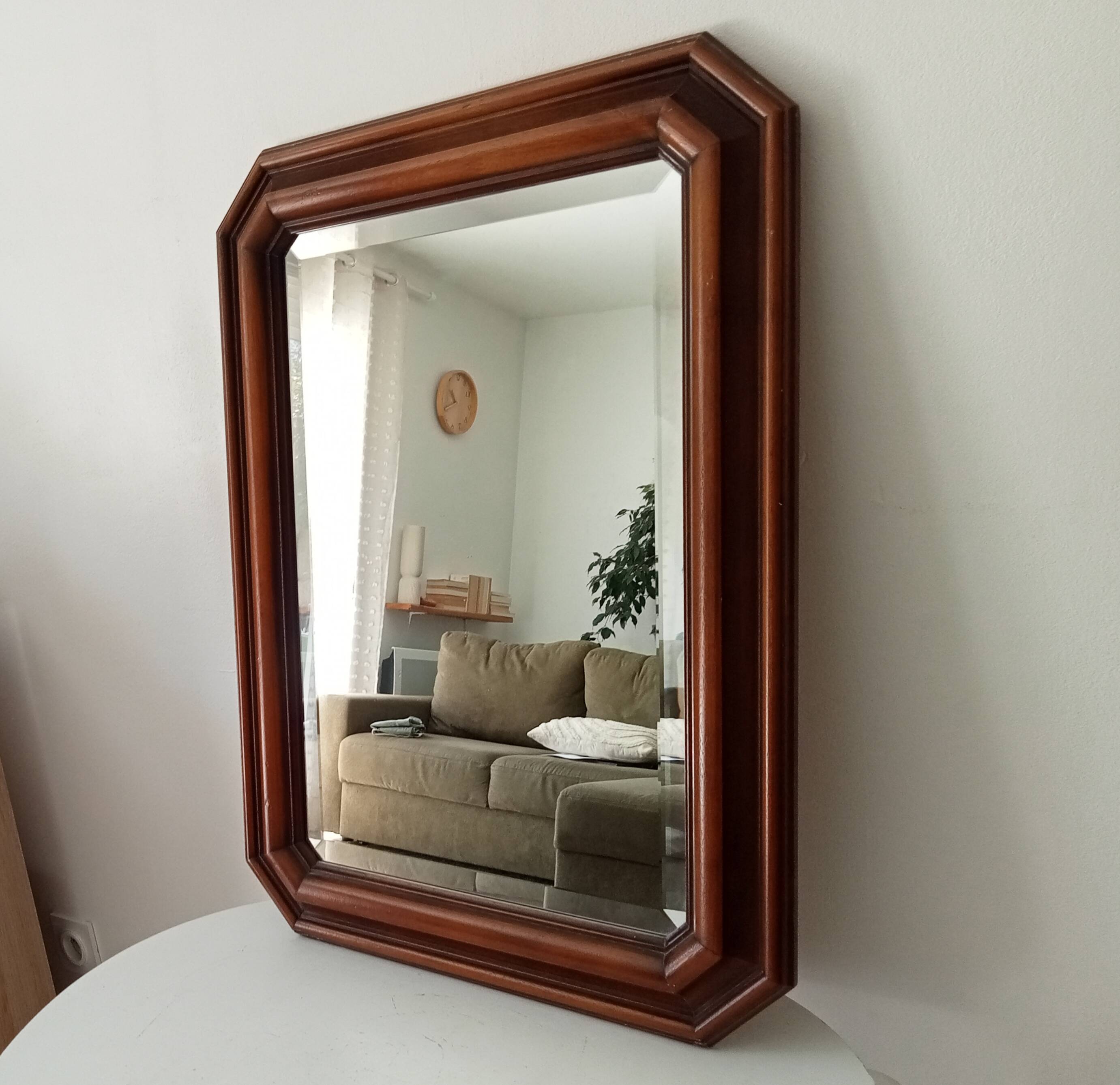 Vintage octagonal bevelled mirror from the 1960s.