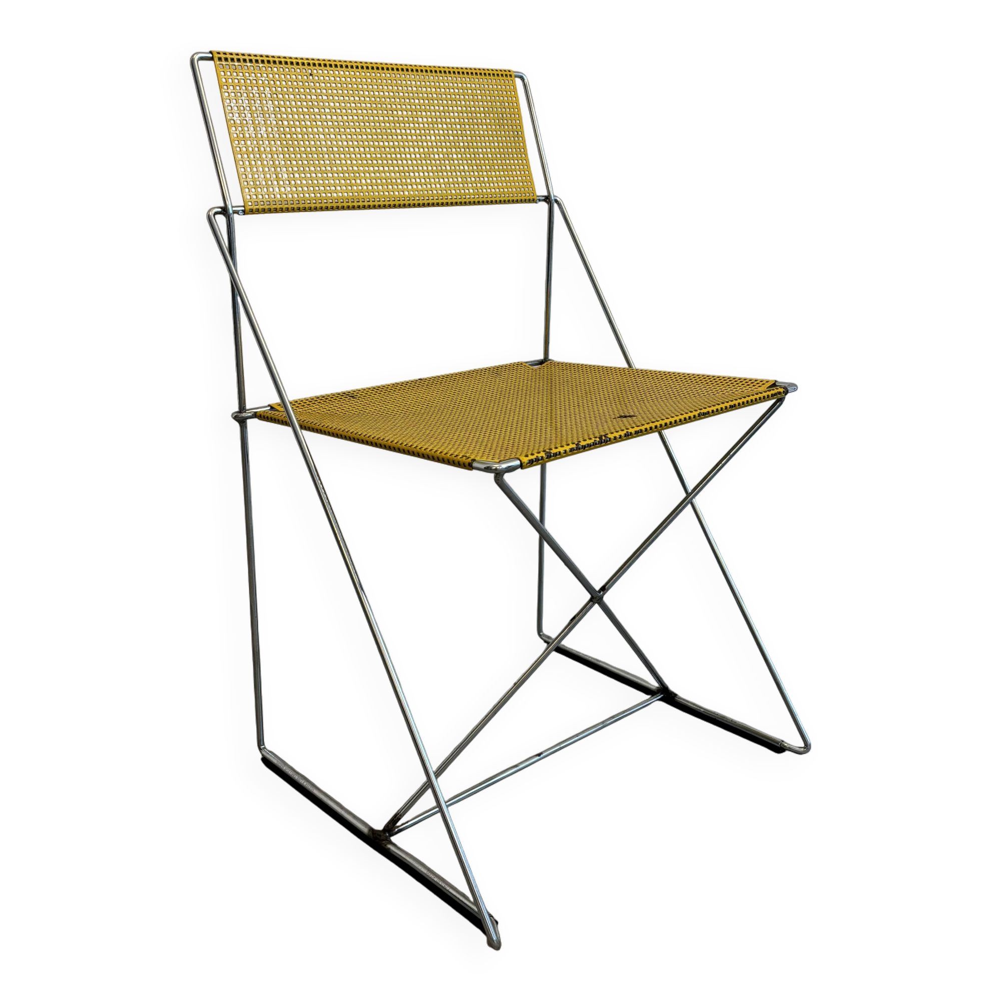 Nuova X-Line chair by Niels Jørgen Haugesen