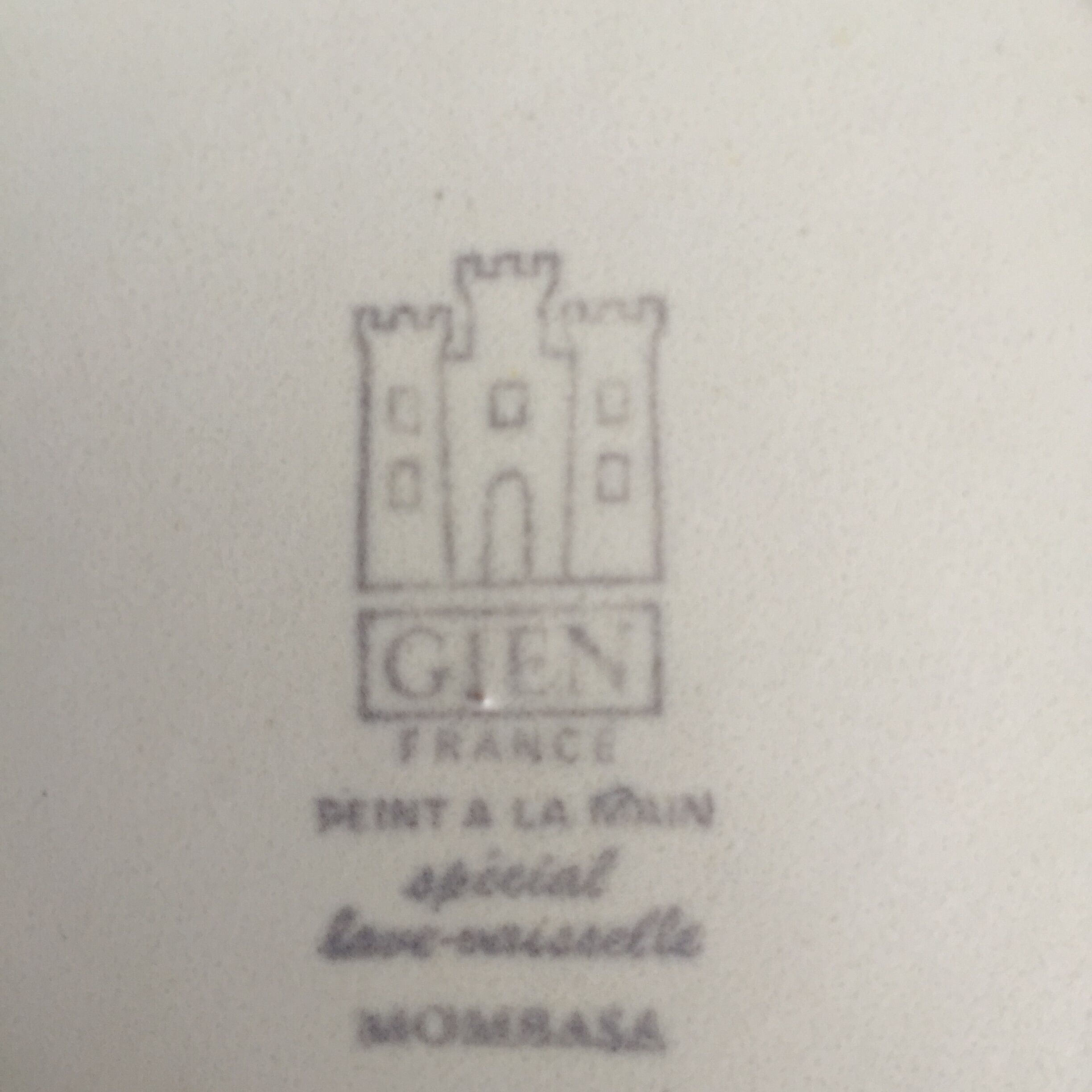 Set of 8 hollow plates of GIEN