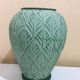 Vase conique en terre cuite
