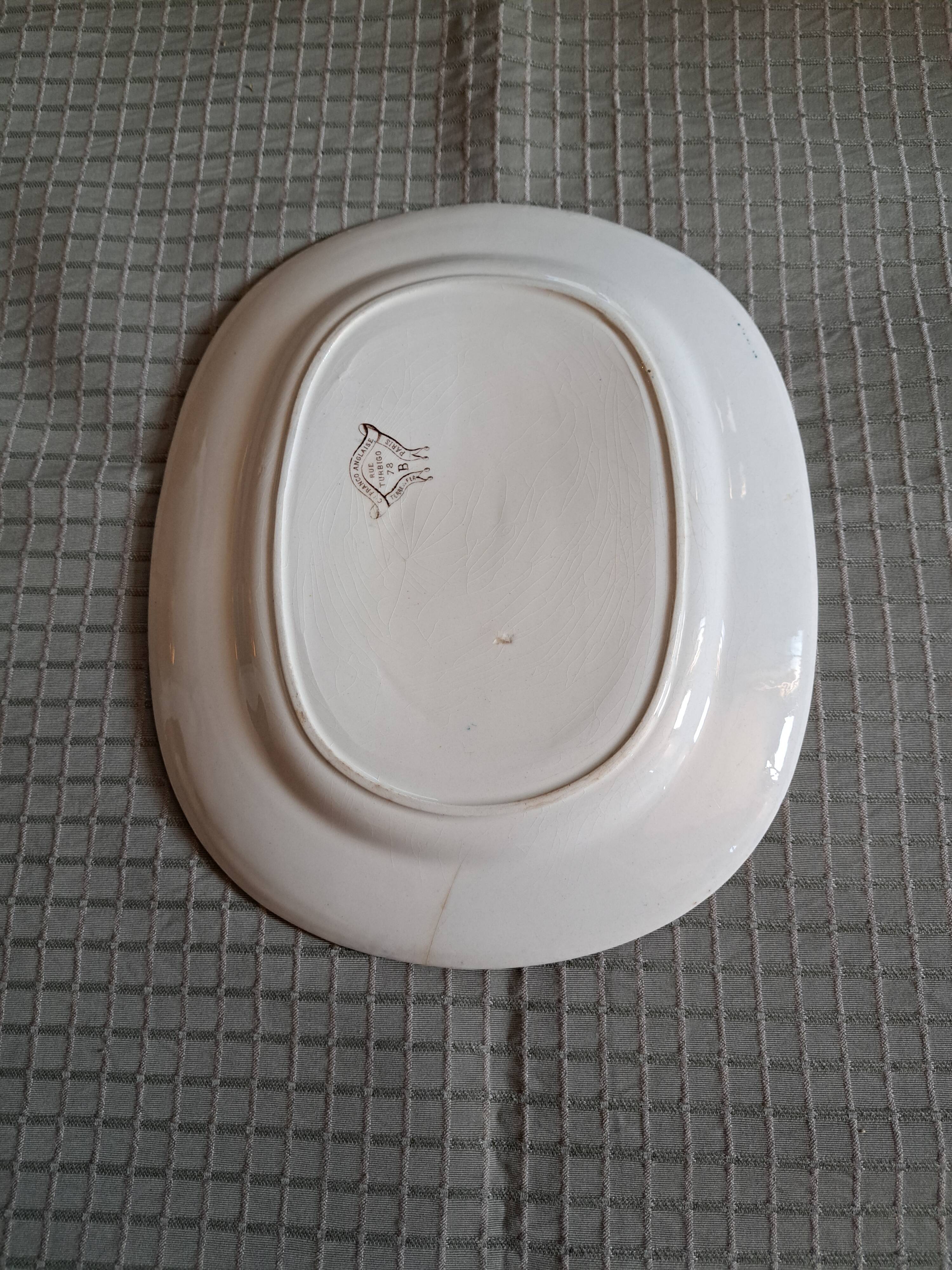 Rectangular iron earth dish French English Company