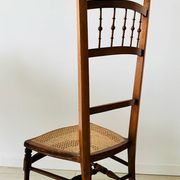 Chaise ancienne
