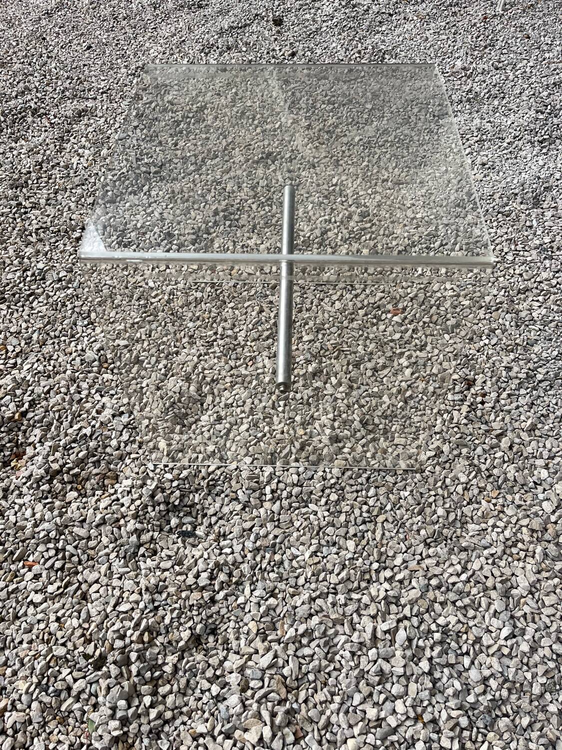 Vintage side table Plexiglas 1970/80 design