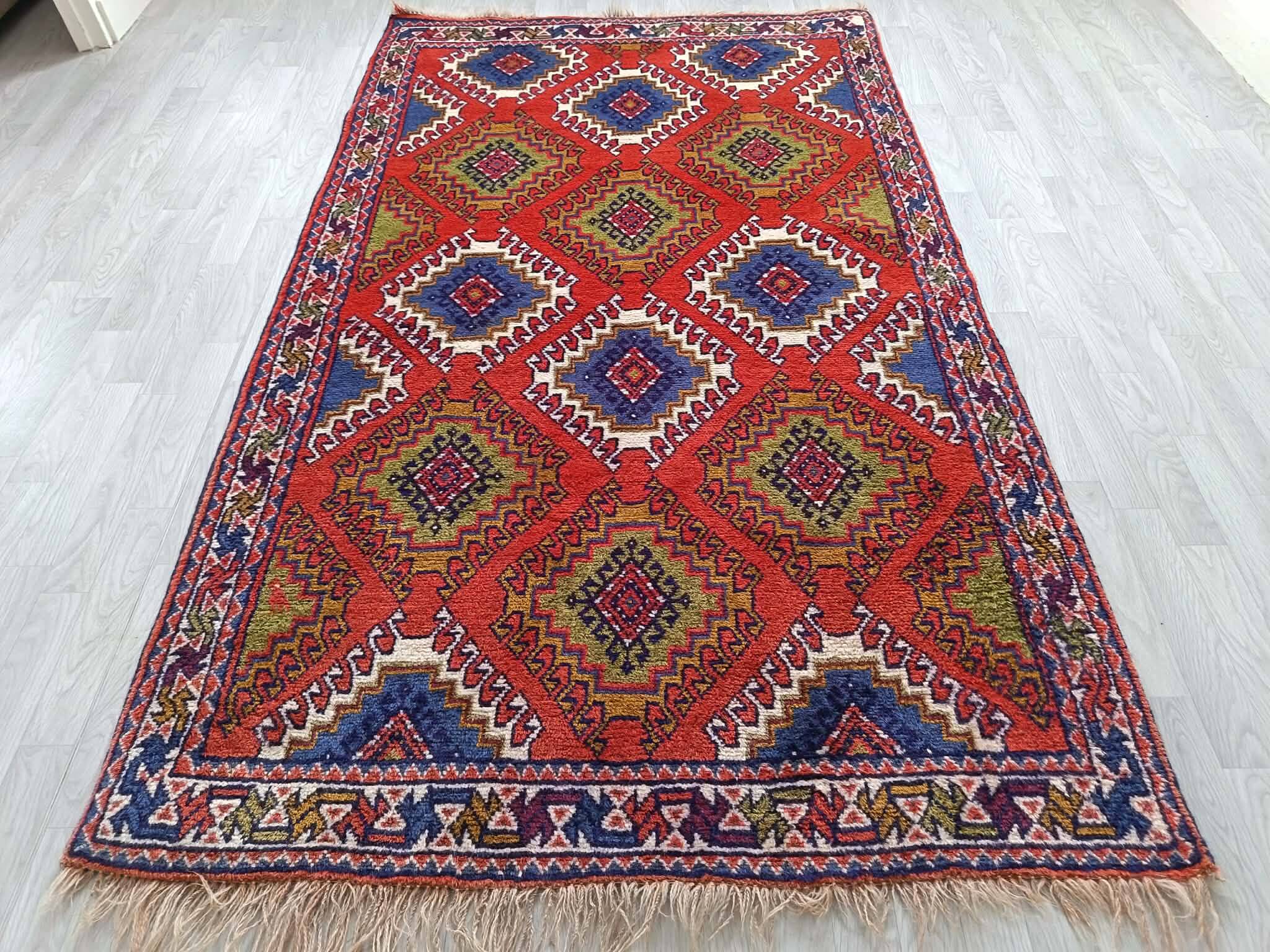 Tapis Kazak fait main