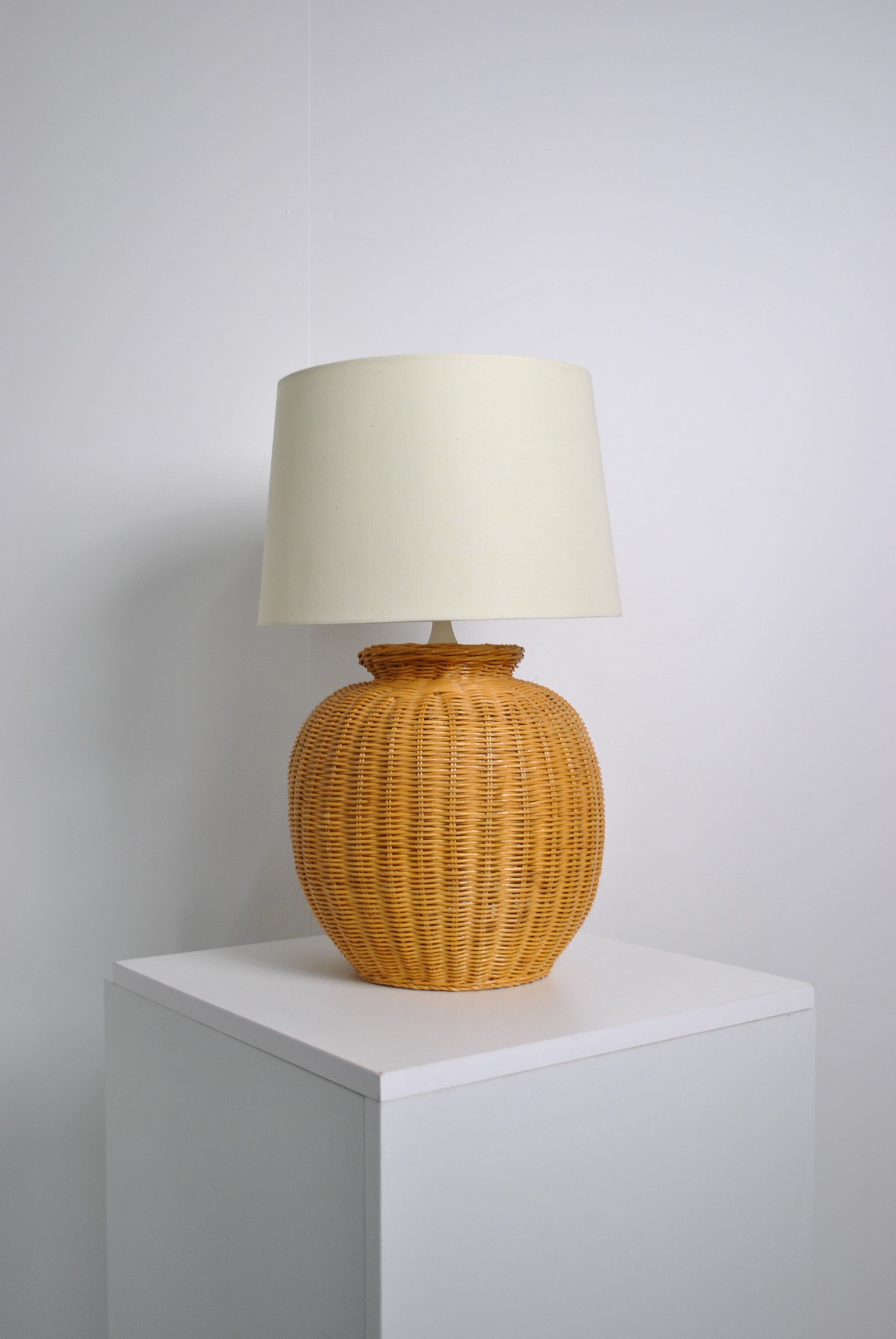 Rattan lamp 1980