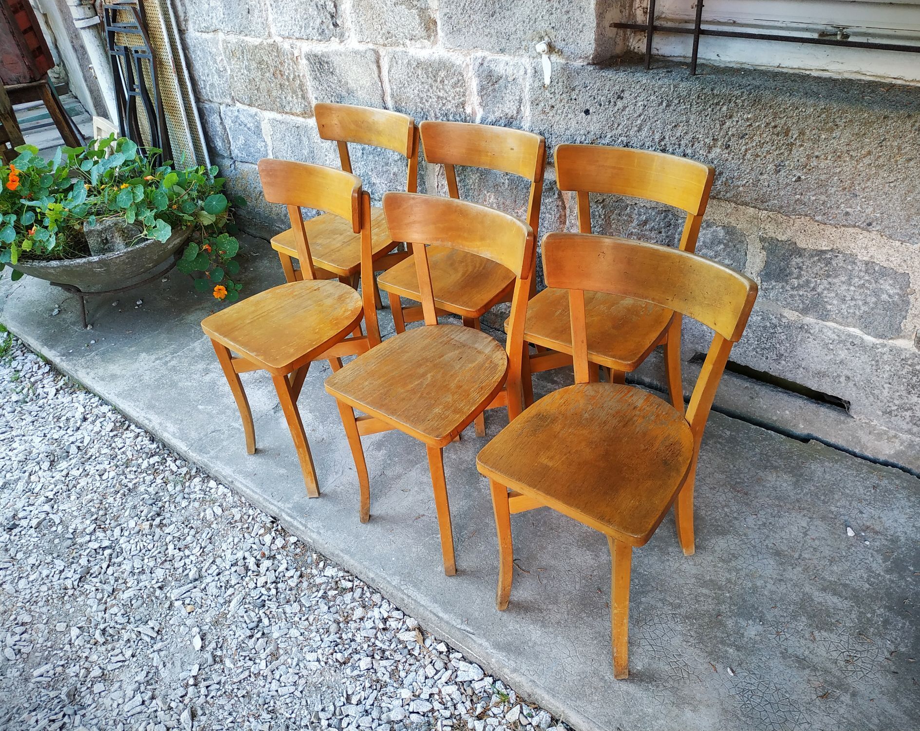 Série de six chaises bistrot Luterma