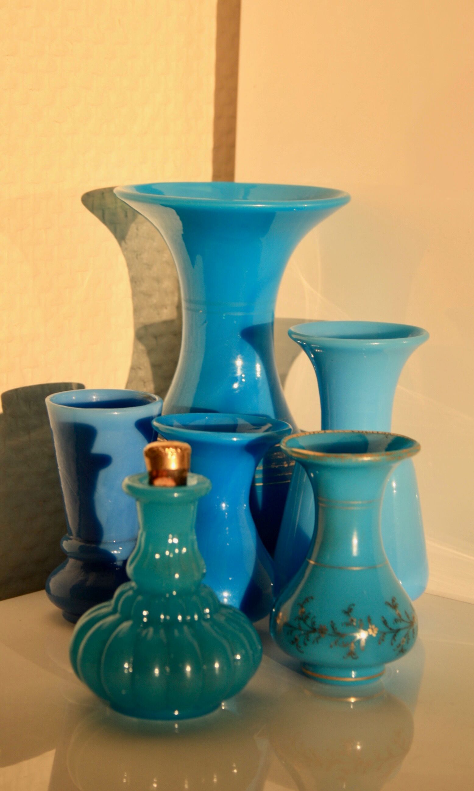 Vases in opaline - set of 6-