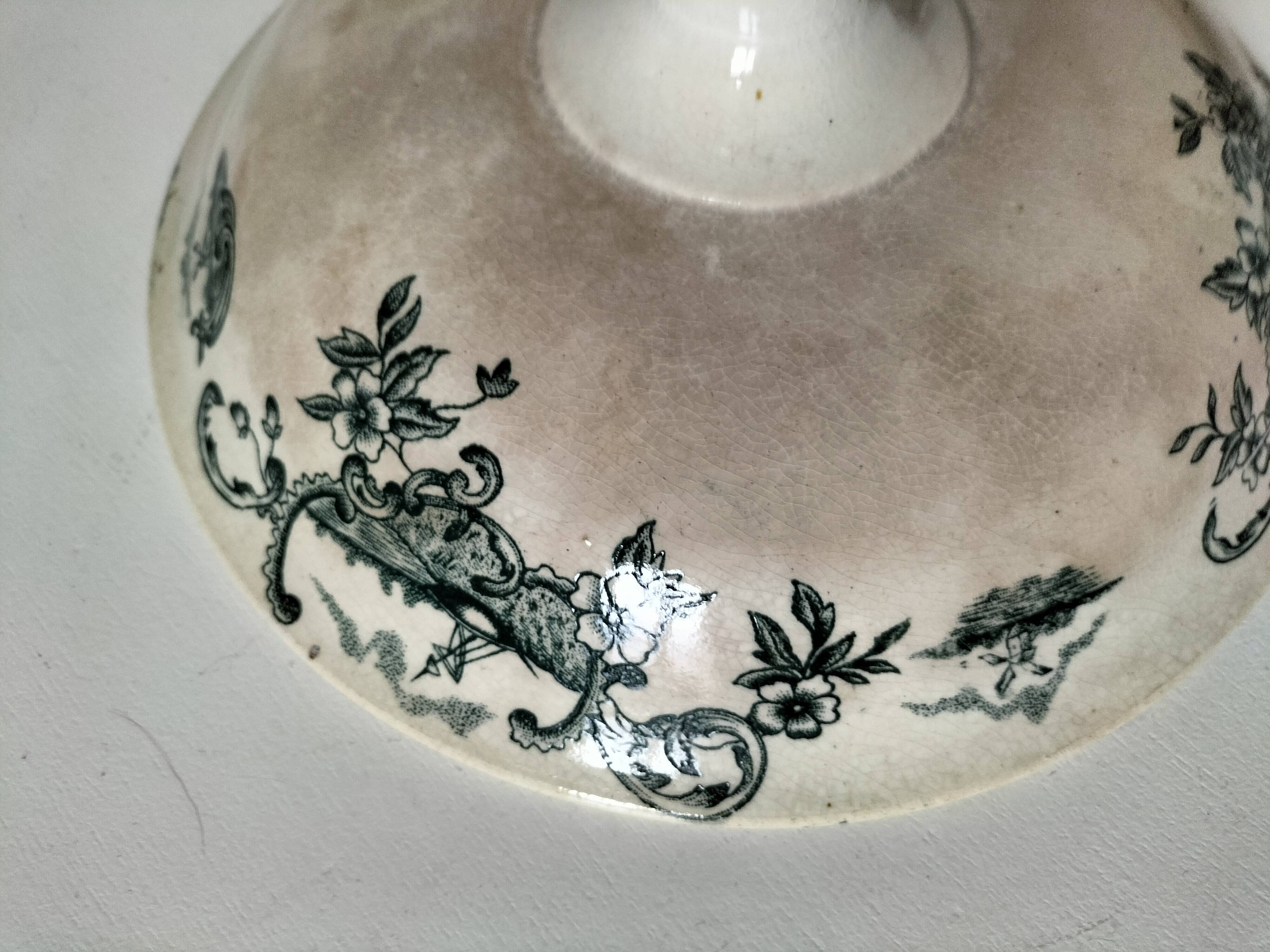 Fine earthenware bowl on a pedestal base – Grigny factory, circa 1830–1860