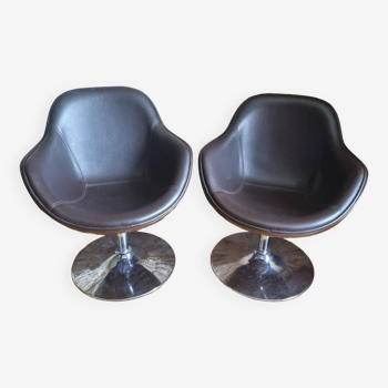Shell armchairs