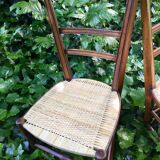 Paire d’élégantes chaises en cannage de lame