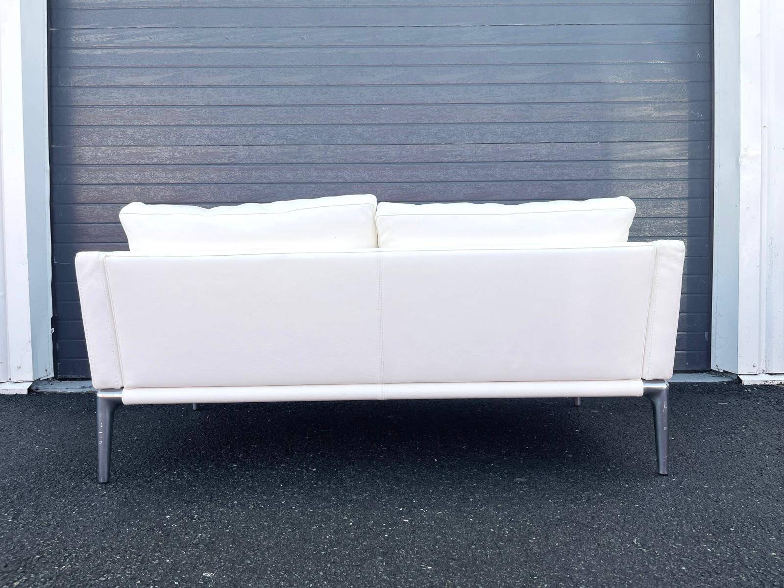 White leather flower sofa Philippe Starck x Cassina