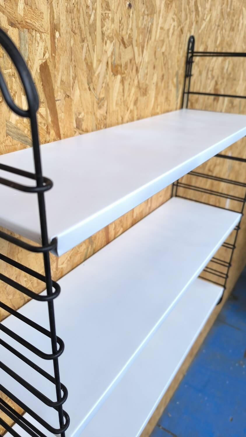Tomado Holland modular shelving unit