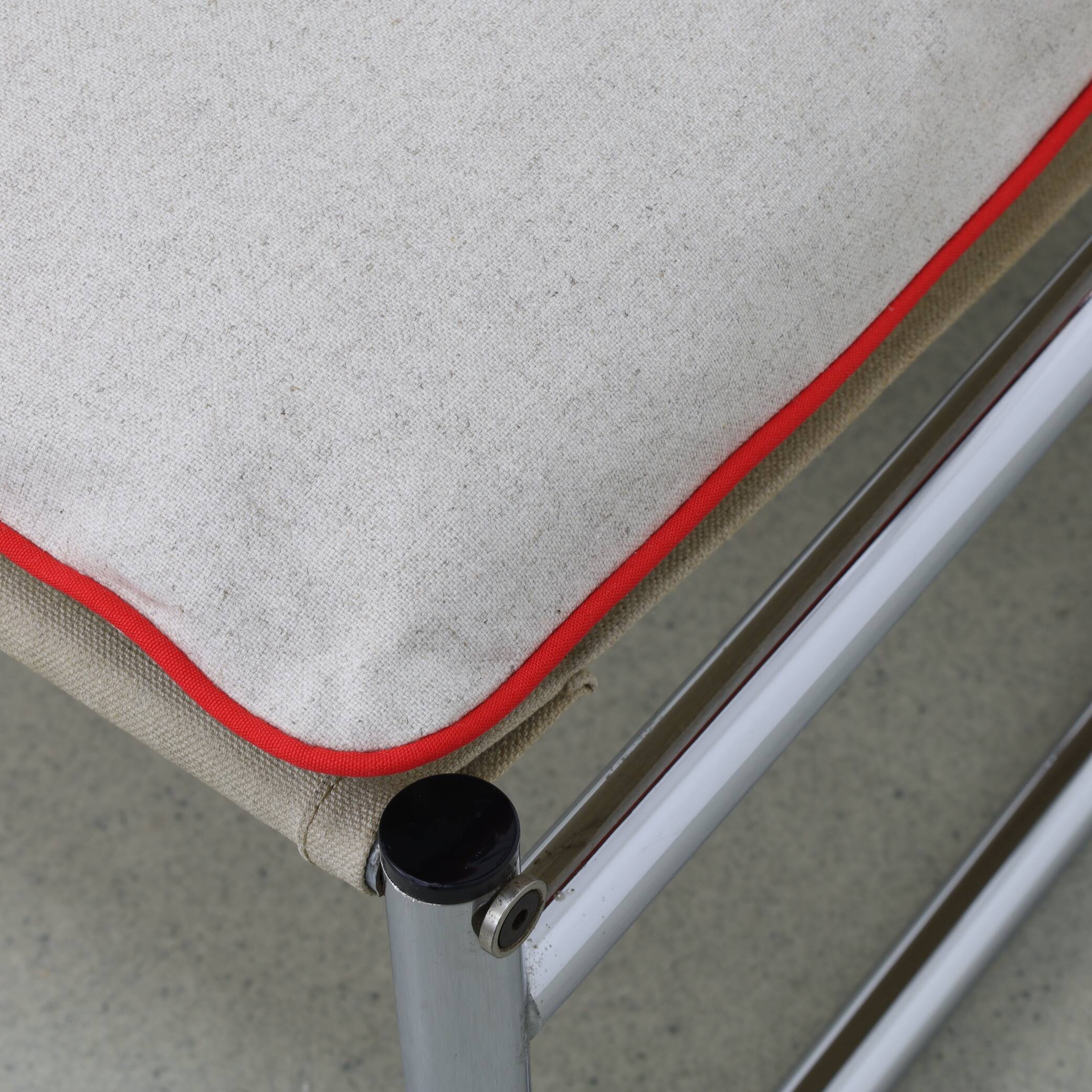 2x vintage lounge chair in chrome, 1970s new cussions